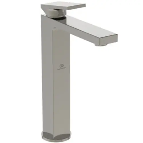 Waschbeckenarmatur in gebürstetem Silber von Ideal Standard, mit quadratischem Auslauf und seitlichem Hebel zur Steuerung des Wasserflusses.